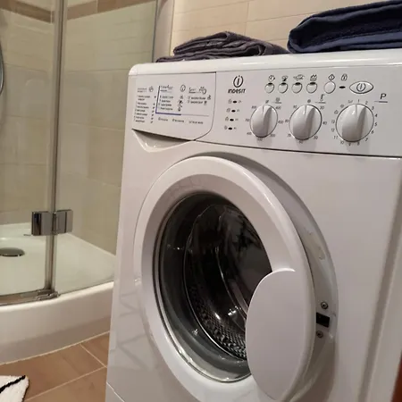 アパート Mieszkanie Srodmiescie